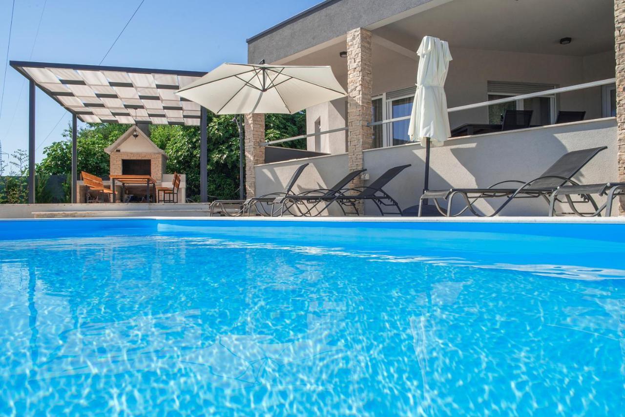Villa Naklice Omiš Exteriér fotografie