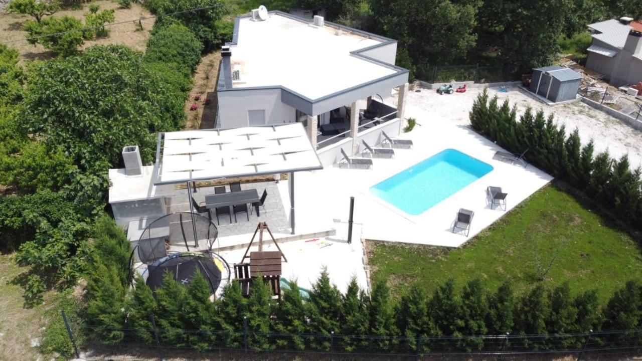 Villa Naklice Omiš Exteriér fotografie