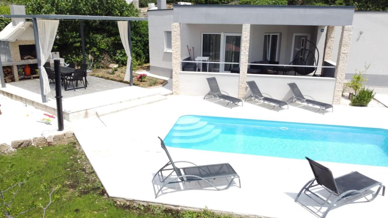 Villa Naklice Omiš Exteriér fotografie