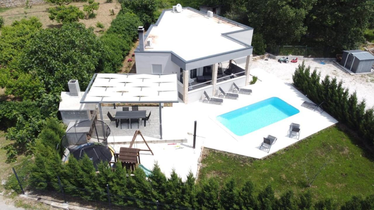 Villa Naklice Omiš Exteriér fotografie
