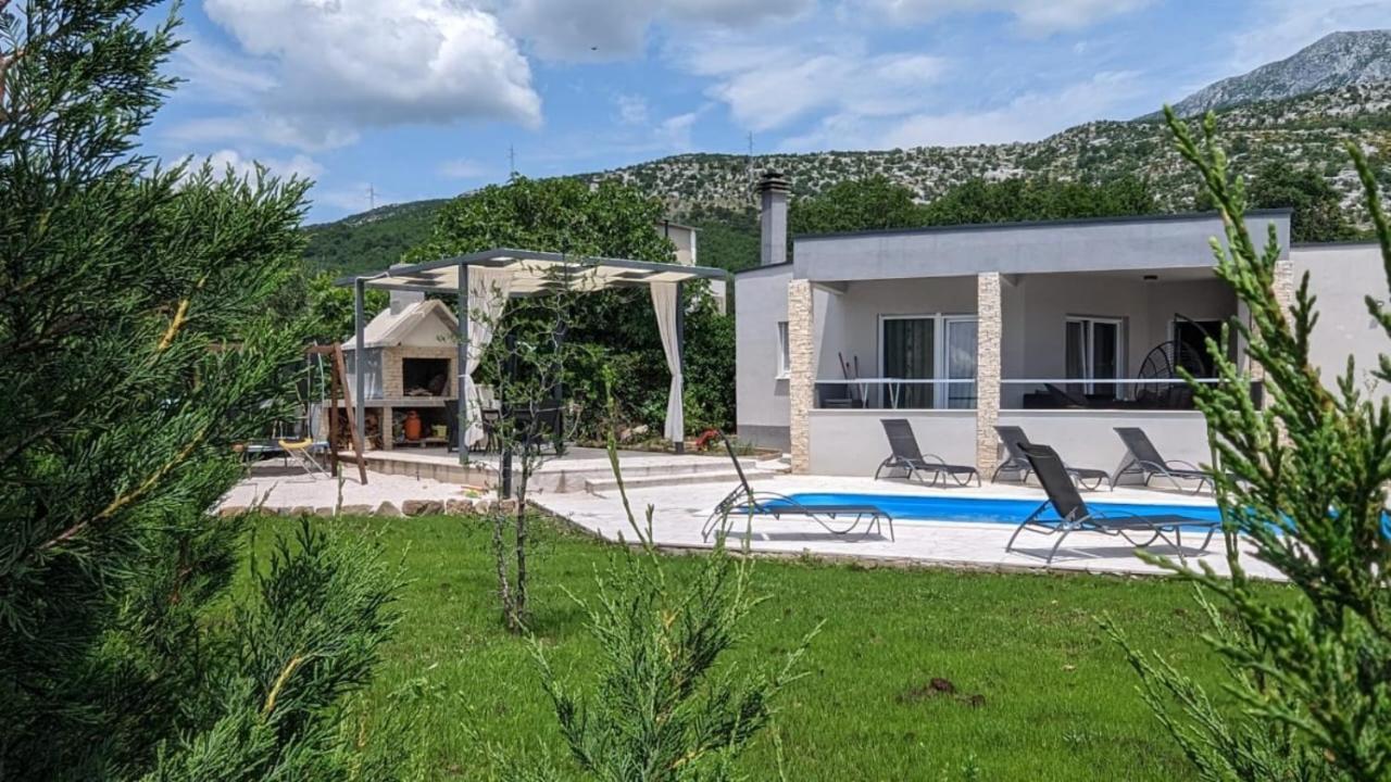 Villa Naklice Omiš Exteriér fotografie