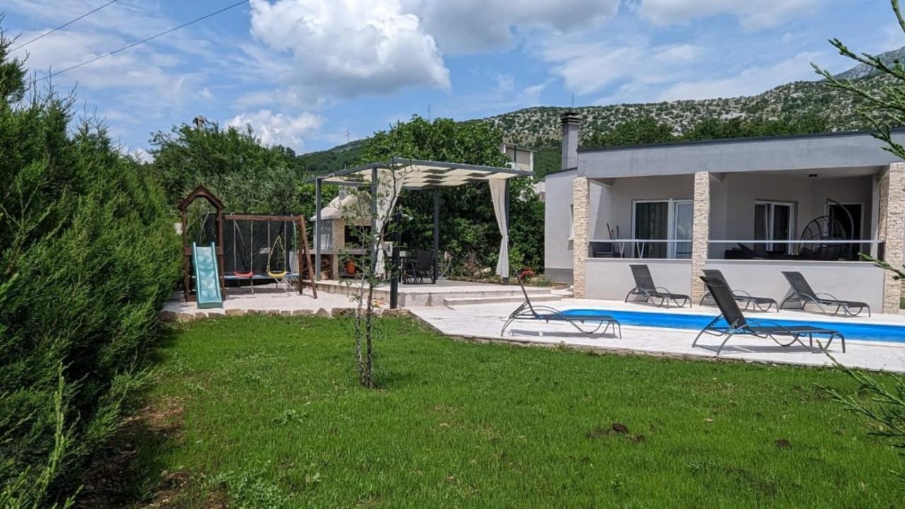 Villa Naklice Omiš Exteriér fotografie